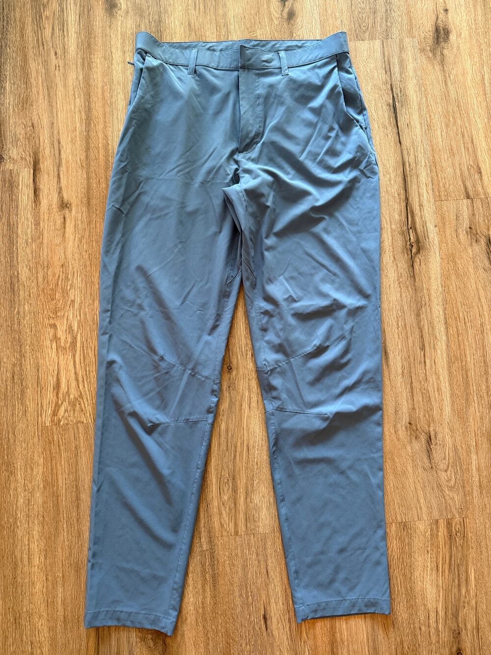 Fabletics Men's The Only Pant Golf Office Stone Blue Size Medium